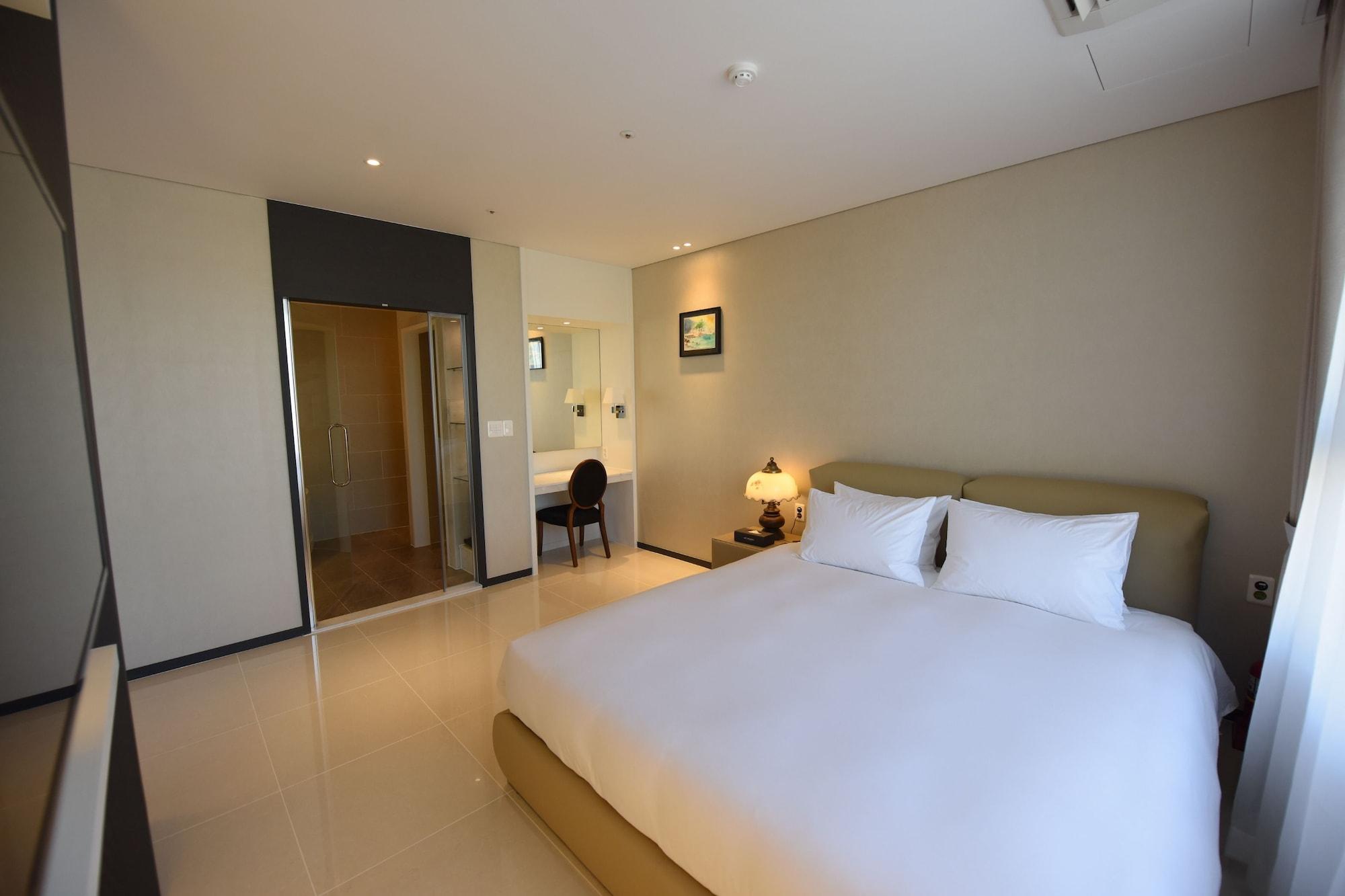 Geoje Artnouveau Suite Hotel Dış mekan fotoğraf